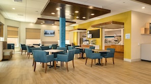 Bao gồm bữa sáng buffet hàng ngày