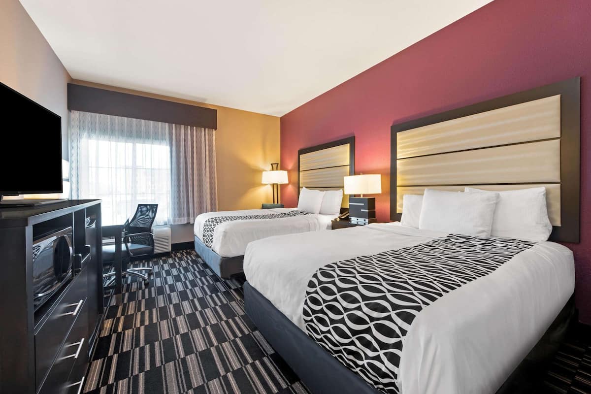 Room, 2 Queen Beds, Non Smoking