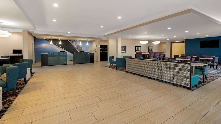 La Quinta Inn & Suites by Wyndham West Monroe