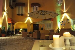Courtyard - San Leucio Resort (Caserta)