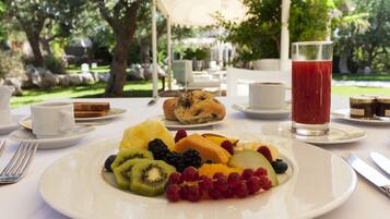 Tägliches inbegriffenes kontinentales Frühstück
