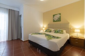 Junior Studio Suite | Bar mini, meja, langsir/tirai gelap terus, seterika/papan seterika