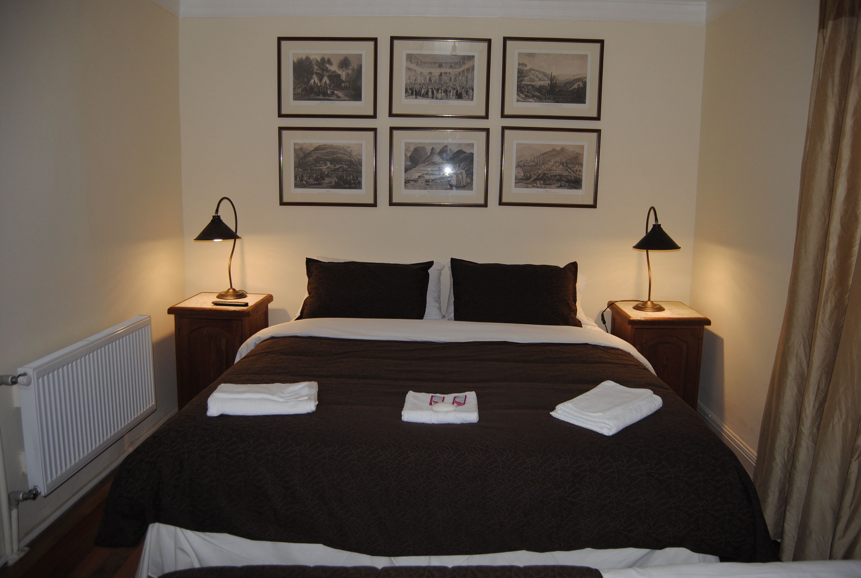 Phòng đôi Premium | Bộ trải giường bằng vải cotton Ai Cập, bộ đồ giường cao cấp 