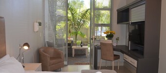 Be Still Accommodation