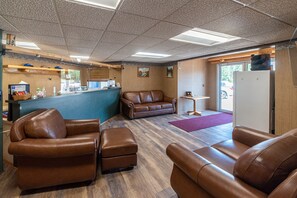 Sala de estar en el lobby