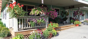 The Garrett Inn