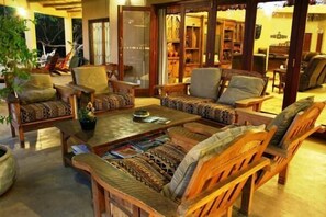 Terrace/patio - Lion Tree Top Lodge (Hoedspruit)