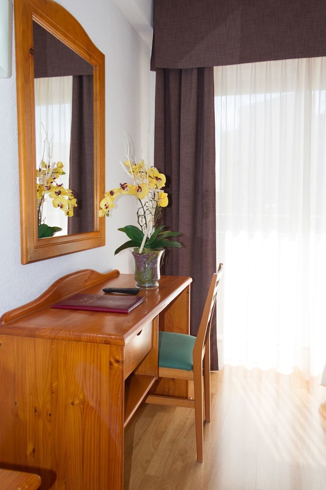 Hotel Caballo de Oro by null