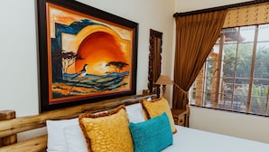Southern Boubou Room