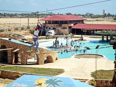 Campamento Vacacional La Troja