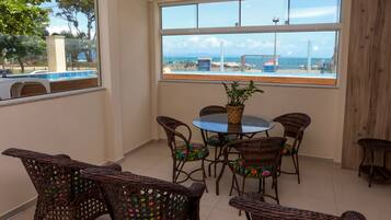 Televisión LCD 24 pulgadas con canales de televisión por cable