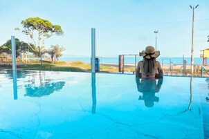 24-inch LCD TV with cable channels, TV