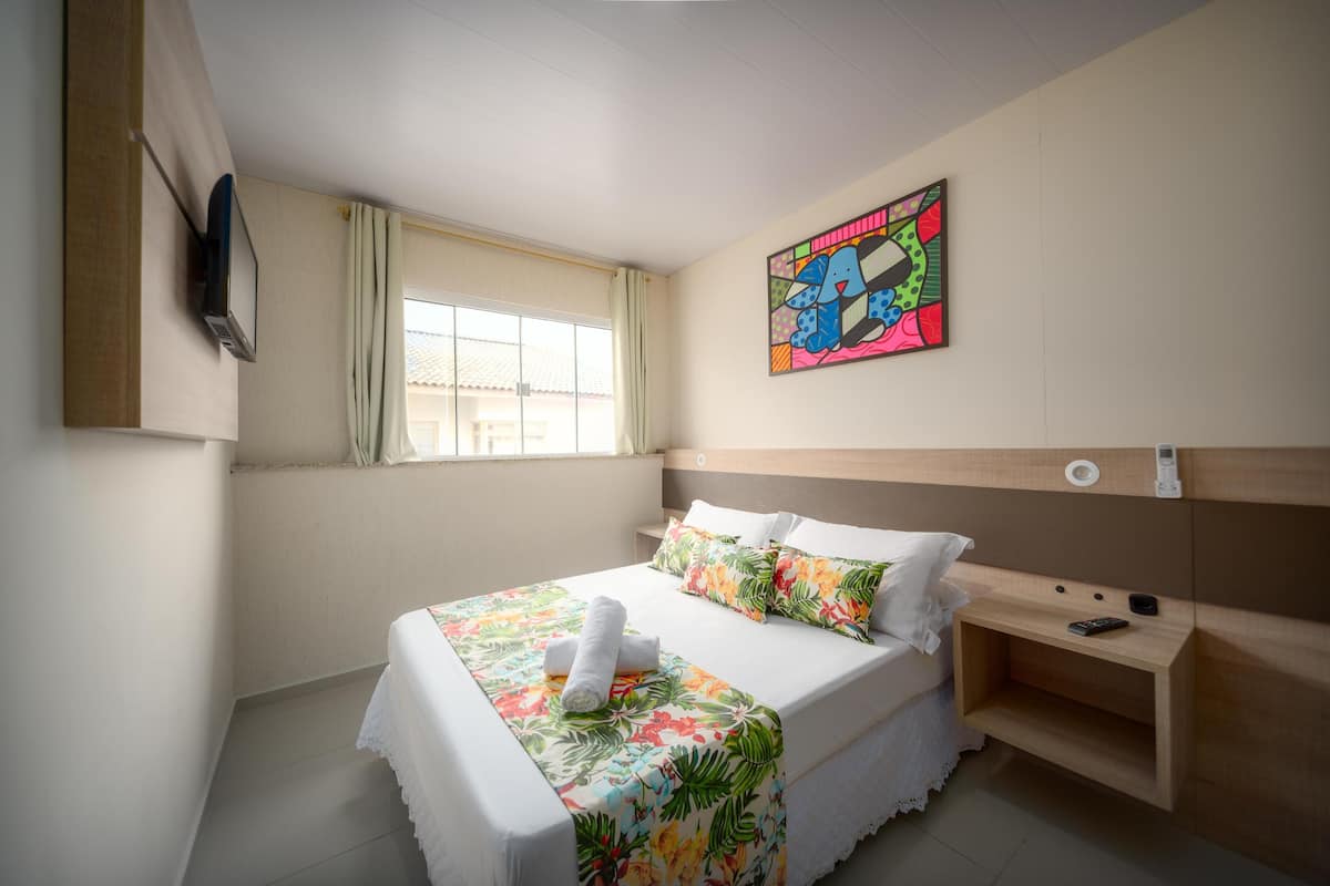 Een minibar, een kluis op de kamer, verduisterende gordijnen