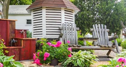 Cupola Inn Bed & Breakfast