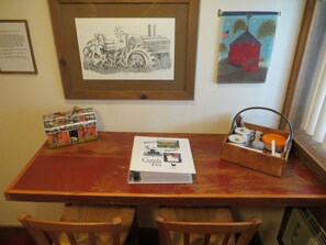 Standard Room, 1 Queen Bed (Loft) | Desk, free rollaway beds, bed sheets - Cupola Inn Bed & Breakfast (Nora Springs)