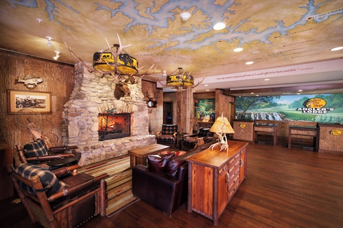 Angler's Lodge Hollister