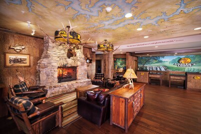 Angler's Lodge Hollister