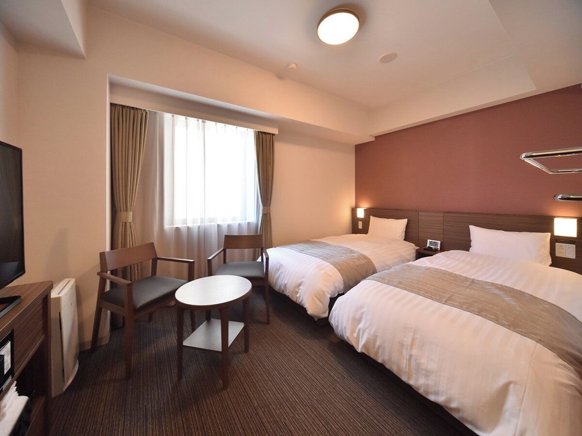 Chăn bông, két bảo mật tại phòng, màn/rèm cản sáng 