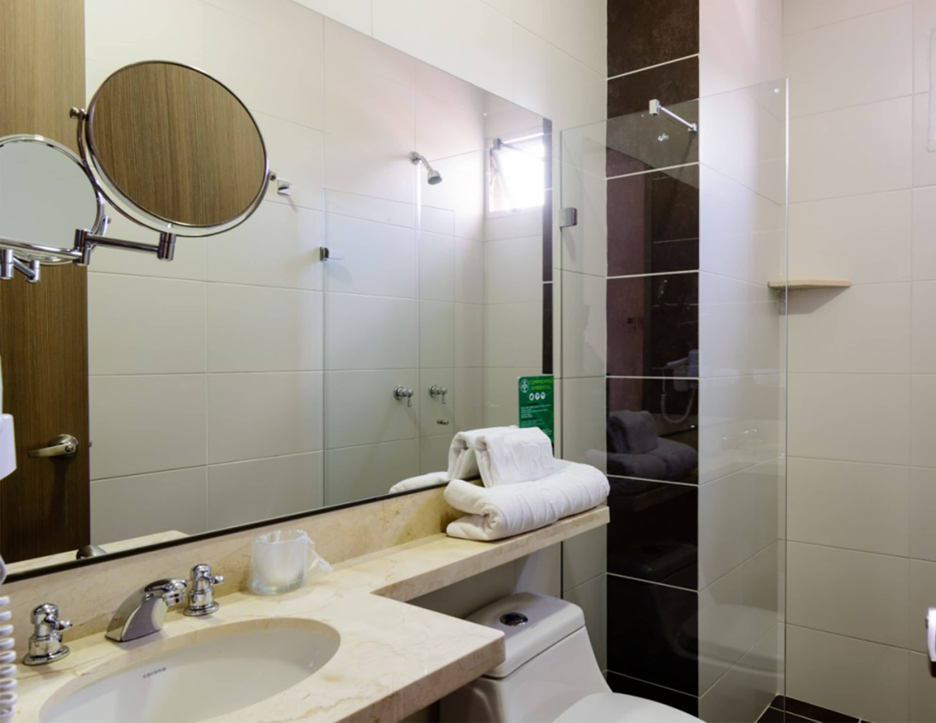 shower, free toiletries, towels