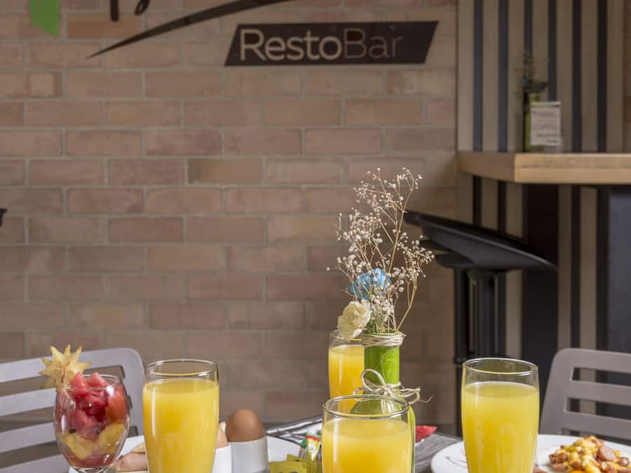 Free daily full breakfast
