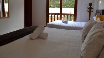 Family Room | Minibar, desk, cribs/infant beds, rollaway beds