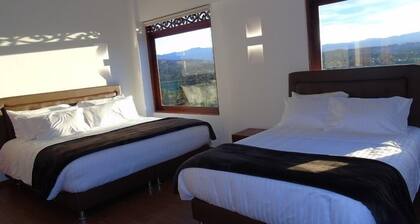 Hotel Puente Piedra