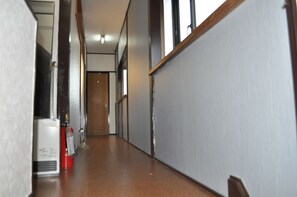 Hallway - Ofu Jyoshi Kaikan 1st building - Caters to Women (Tokyo)