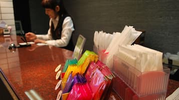 入住/退房自助服務台