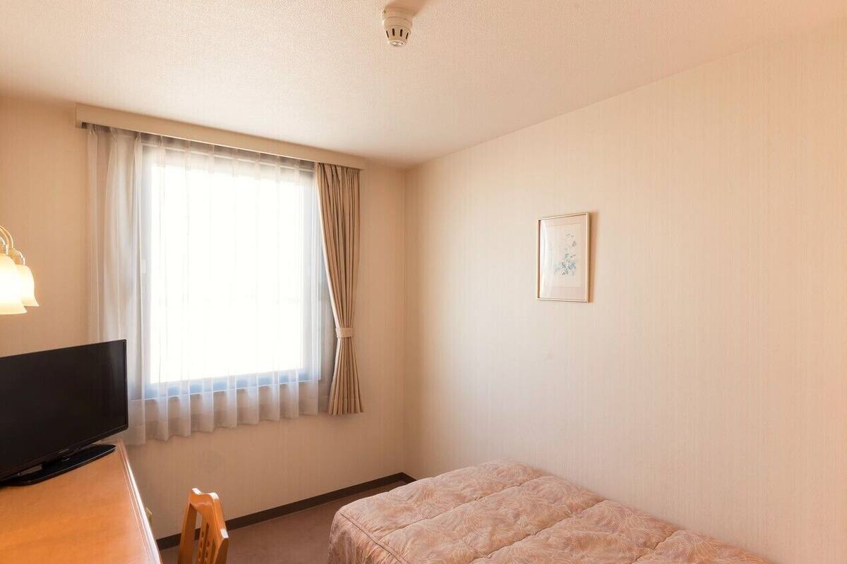 Escrivaninha, Wi-Fi de cortesia, roupa de cama
