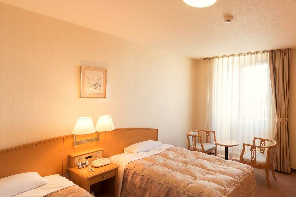 Escrivaninha, Wi-Fi de cortesia, roupa de cama