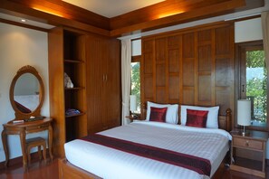 Villa Deluxe, 1 chambre, accès piscine, vue piscine | 1 chambre, minibar, coffres-forts dans les chambres