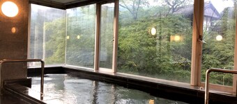 Tosawashi Kougeimura QRAUD