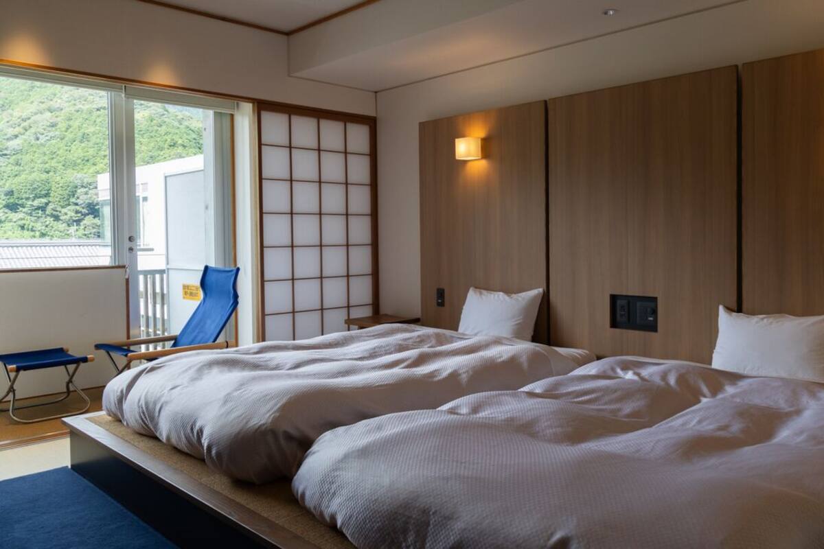 In-room safe, blackout drapes, soundproofing, WiFi (free)