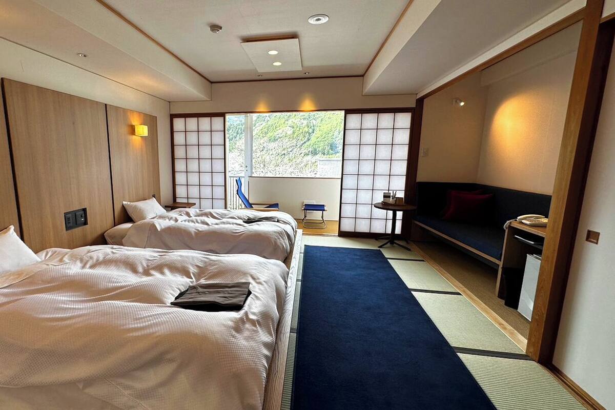 In-room safe, blackout drapes, soundproofing, WiFi (free)