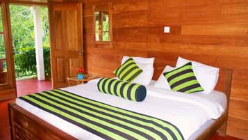 Wooden Cottage Mountain View | 1 bedroom, premium bedding, pillowtop beds, in-room safe