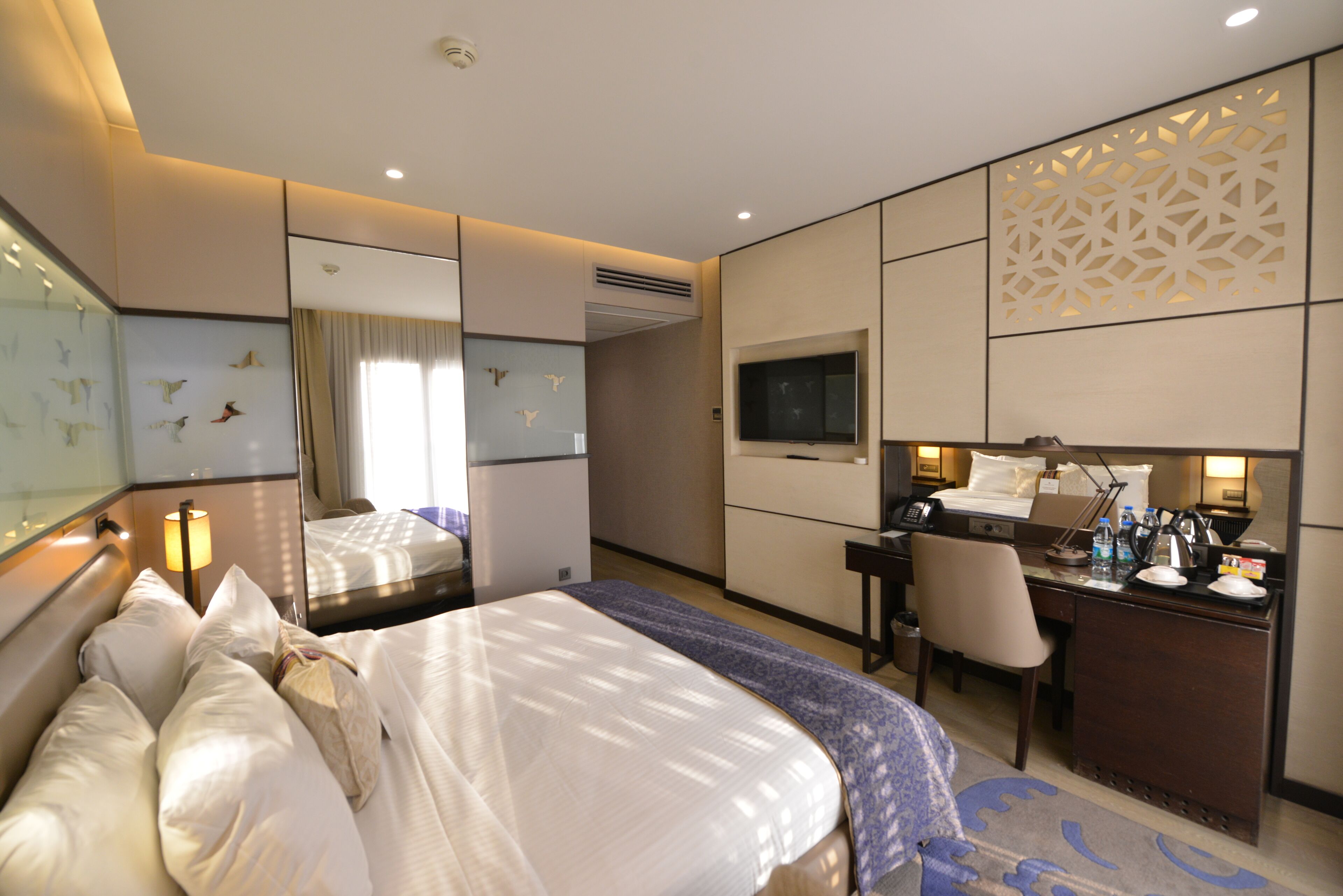 premium bedding, minibar, in-room safe, desk