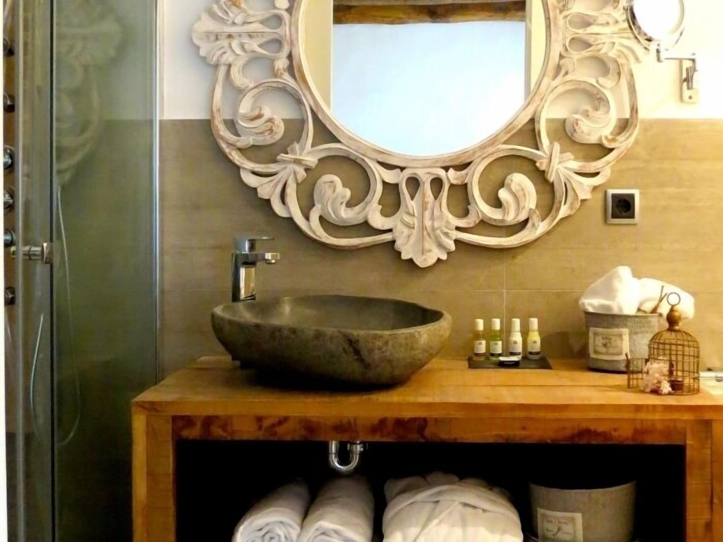 free toiletries, hair dryer, towels