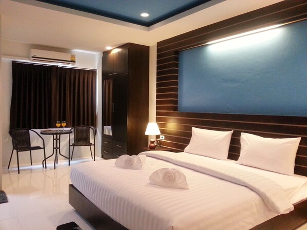 In-room safe, desk, soundproofing, cots/infant beds - Purimas Resortel (Rawai)