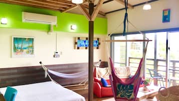 Green Room, Non Smoking, Ocean View | Room amenity