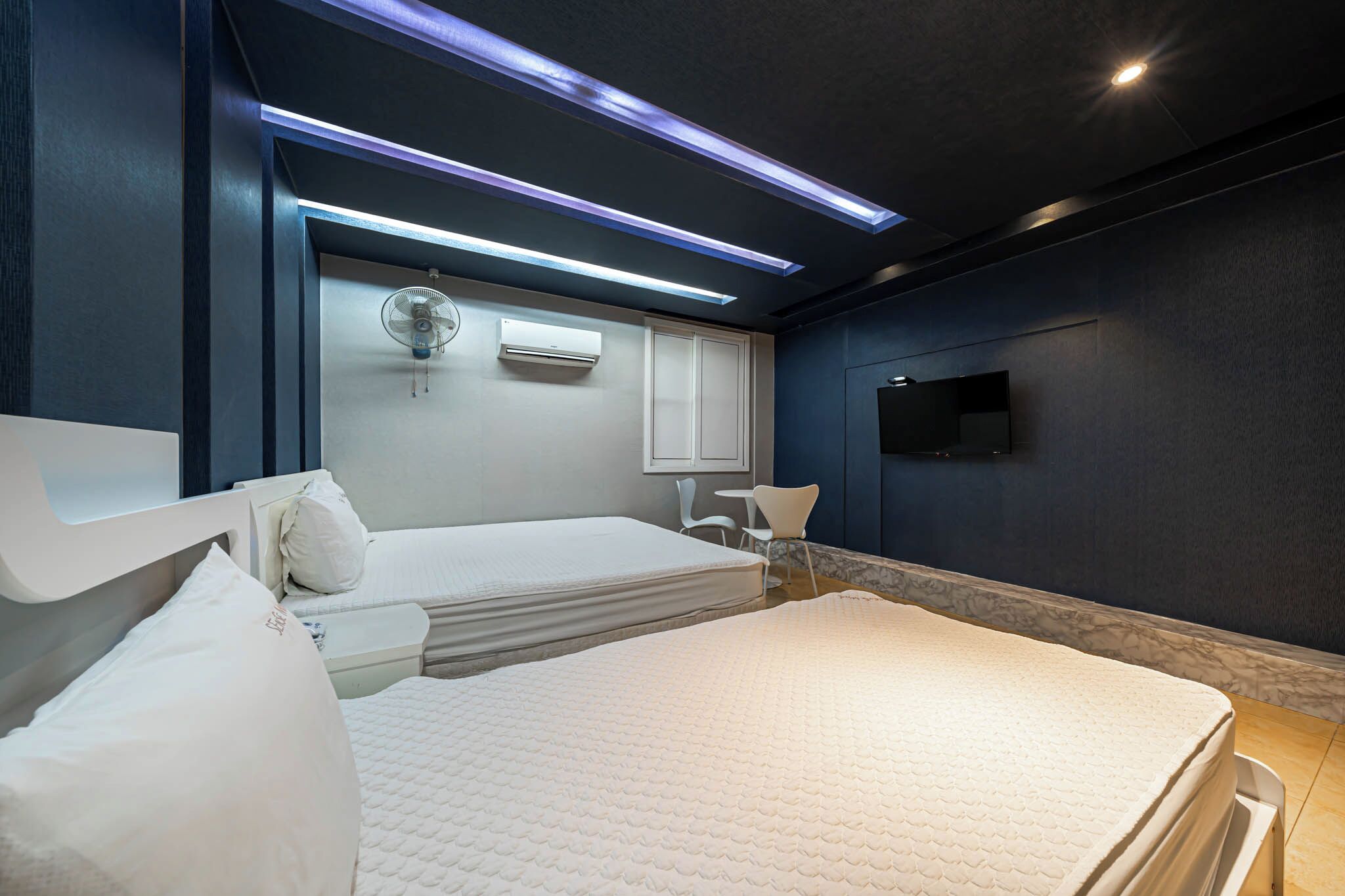 deluxe twin room | premium bedding, soundproofing, free wifi, wheelchair access