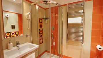 Double Room | Bathroom
