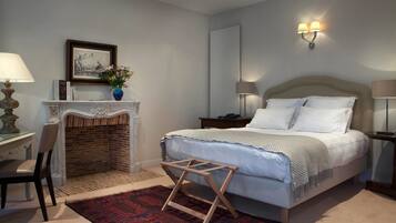 スーペリア ダブルルーム | 高級寝具、ミニバー、セーフティボックス (室内)、デスク