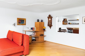 Apartment, City View | Living area