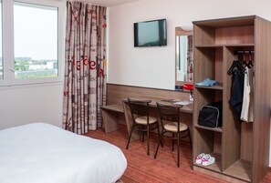 Premium bedding, desk, free cots/infant beds, free WiFi - ACE Hôtel Caen Nord Mémorial (Saint-Contest)