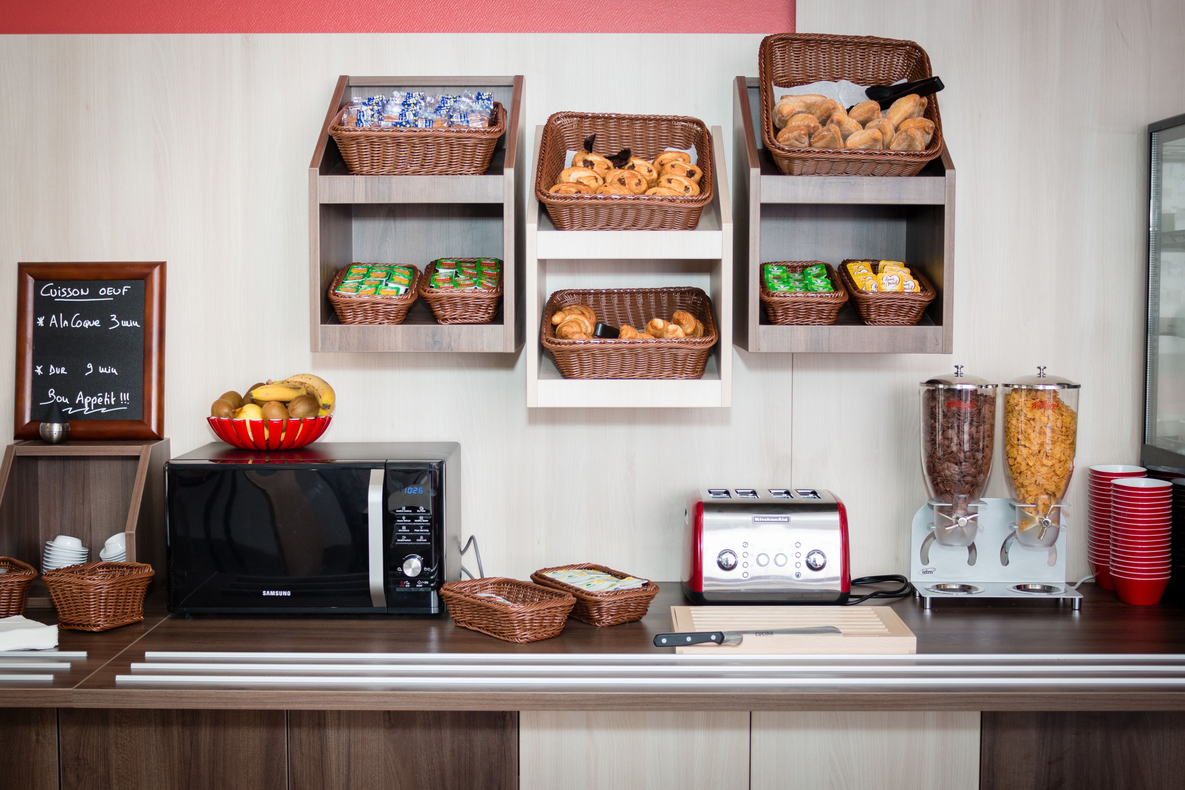 daily buffet breakfast (eur 9.90 per person)