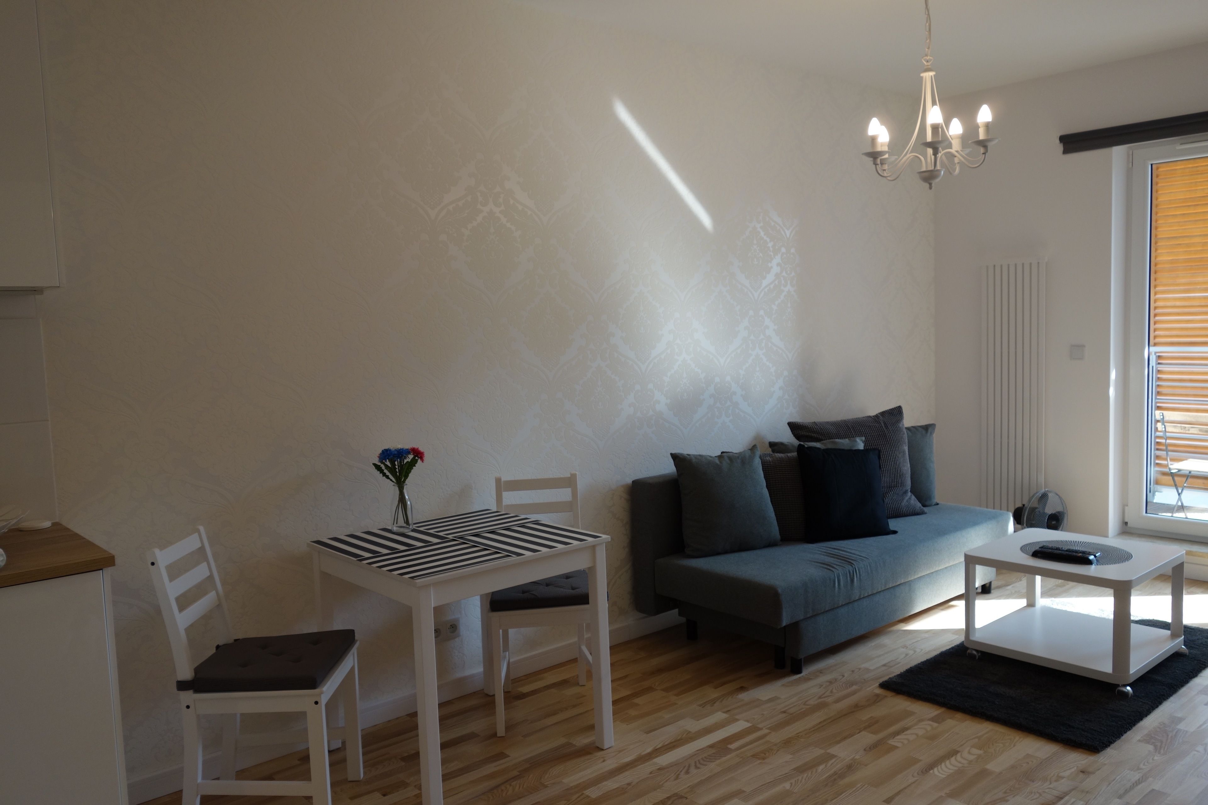 Apartment, 1 Bedroom, Park View | Living room | Flat-screen TV