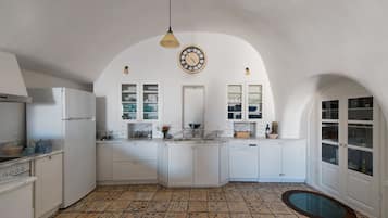 Villa, 4Â Schlafzimmer | Eigene KĂŒche | GroĂer KĂŒhlschrank, Mikrowelle, Ofen, Herdplatte