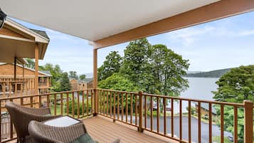 Townhome, 2 Bedrooms | Living area | Flat-screen TV, DVD player