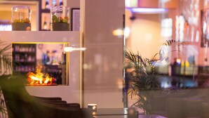 Lobby-Lounge