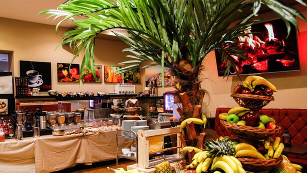 Tägliches Frühstücksbuffet gegen Gebühr